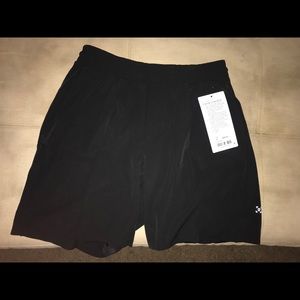 Lululemon Channel Cross Short